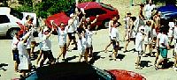 crowd4.jpg